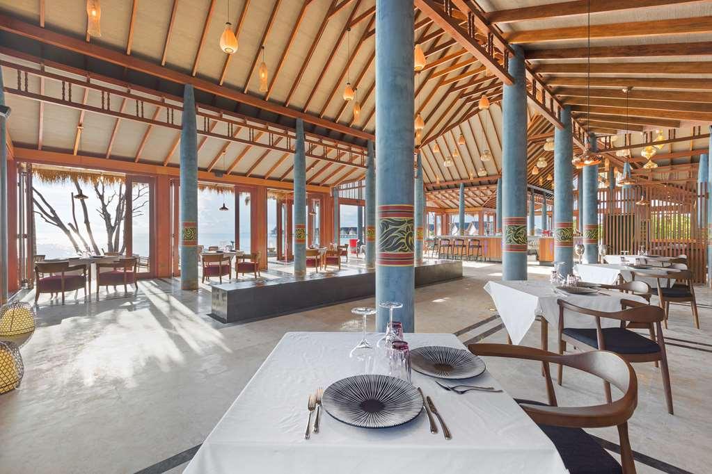 Furaveri Island Resort And Spa Muravandhoo Restaurant foto